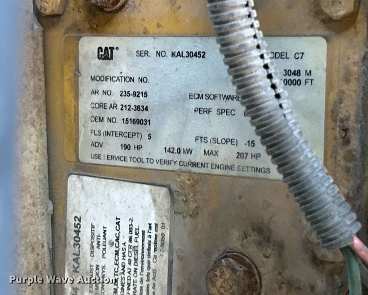 image for item NR9430 2004 Chevrolet C6500  box truck