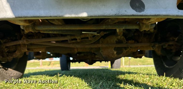 image for item NR9433 1996 Dodge Ram 1500  flatbed pickup truck