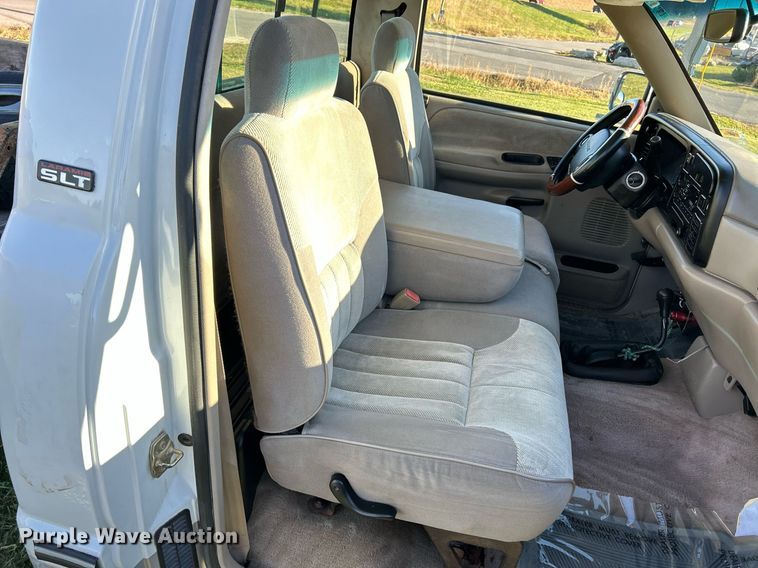 image for item NR9433 1996 Dodge Ram 1500  flatbed pickup truck