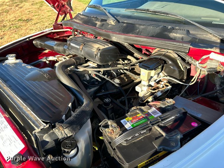 image for item NR9433 1996 Dodge Ram 1500  flatbed pickup truck