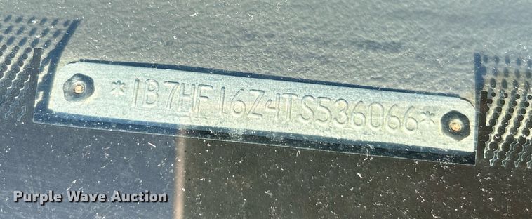 image for item NR9433 1996 Dodge Ram 1500  flatbed pickup truck