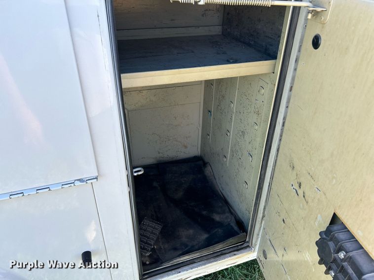 image for item NR9434 2011 Dodge Ram 4500HD  utility / service truck