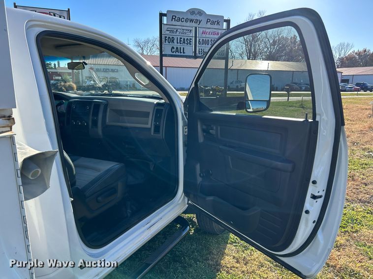 image for item NR9434 2011 Dodge Ram 4500HD  utility / service truck