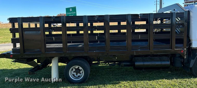 image for item NR9435 2008 Mitsubishi FUSO  flatbed truck