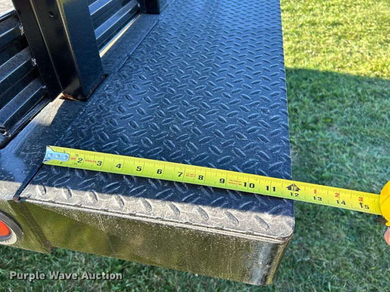 image for item NR9435 2008 Mitsubishi FUSO  flatbed truck