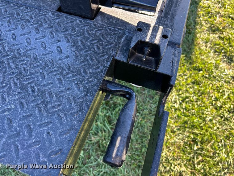 image for item NR9435 2008 Mitsubishi FUSO  flatbed truck