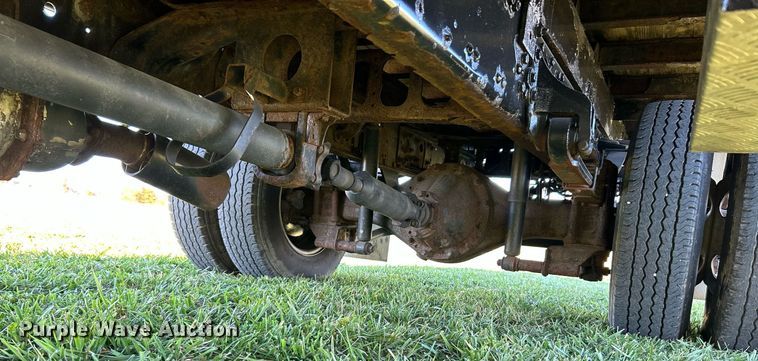 image for item NR9435 2008 Mitsubishi FUSO  flatbed truck