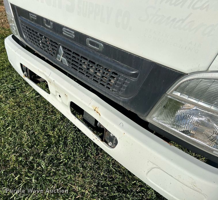 image for item NR9435 2008 Mitsubishi FUSO  flatbed truck