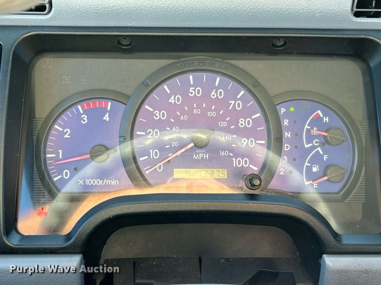 image for item NR9435 2008 Mitsubishi FUSO  flatbed truck