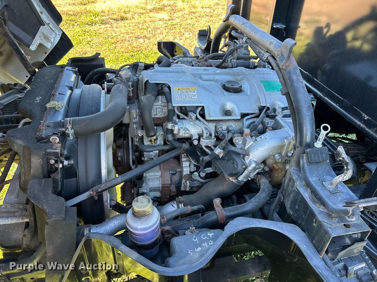 image for item NR9435 2008 Mitsubishi FUSO  flatbed truck