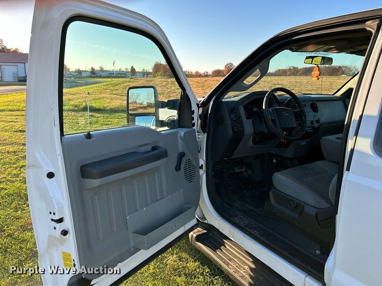 image for item NR9436 2015 Ford F250 Super Duty XL  Ext. Cab pickup truck