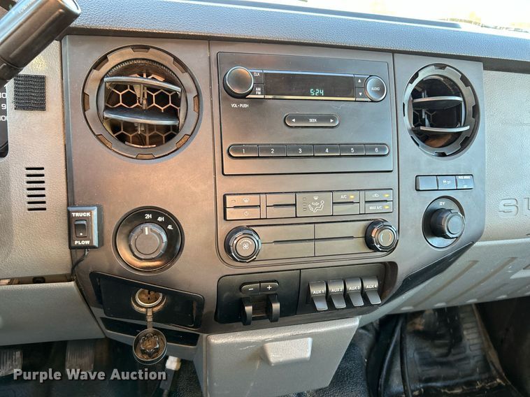 image for item NR9436 2015 Ford F250 Super Duty XL  Ext. Cab pickup truck