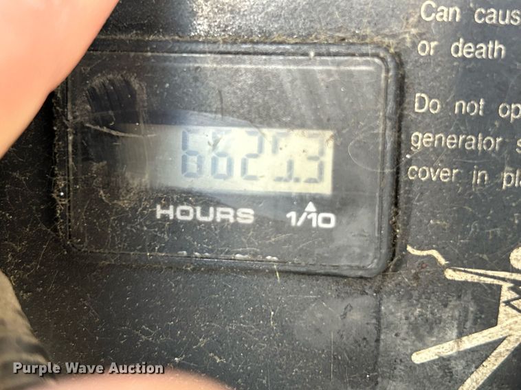 image for item NR9437 2004 GMC Savana 3500  van