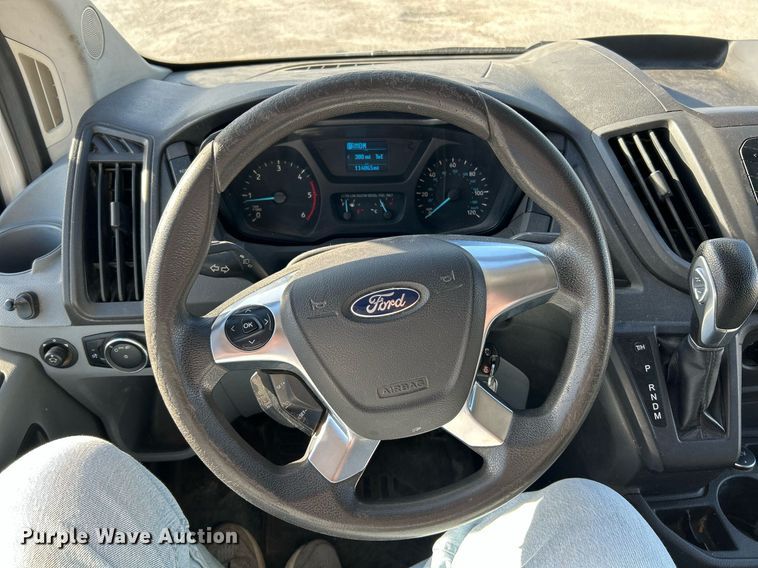 image for item NR9438 2015 Ford Transit 250  van