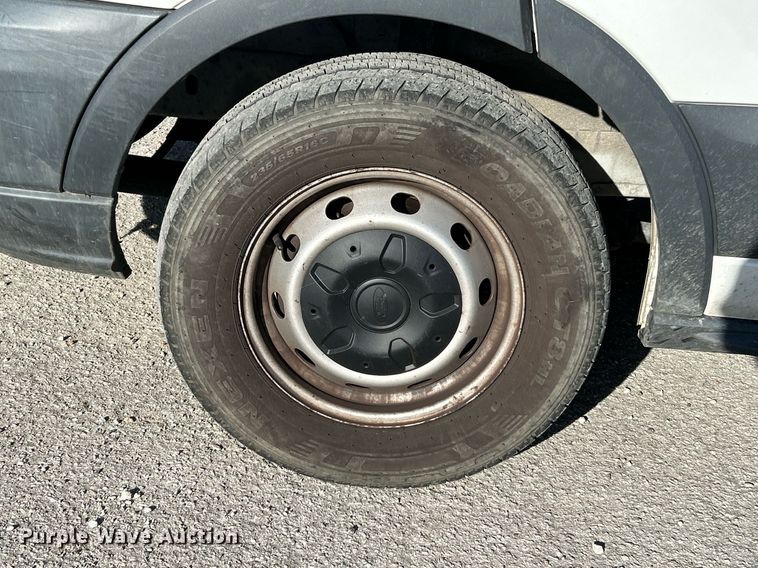 image for item NR9438 2015 Ford Transit 250  van