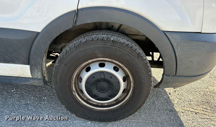 image for item NR9438 2015 Ford Transit 250  van