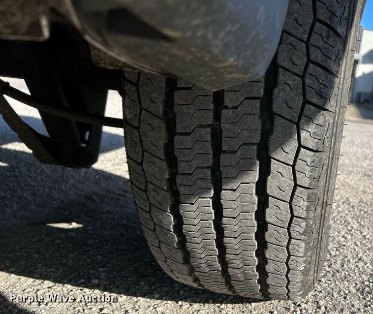 image for item NR9438 2015 Ford Transit 250  van