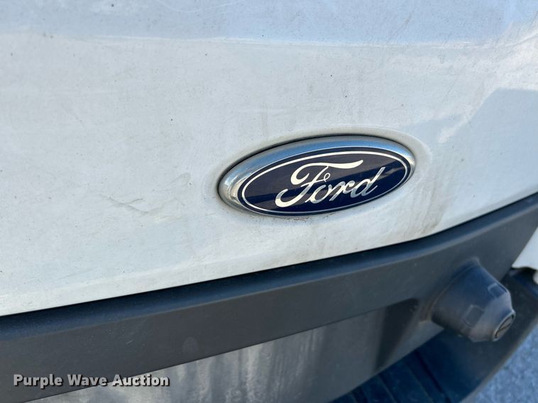 image for item NR9438 2015 Ford Transit 250  van