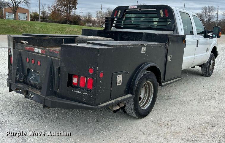 image for item NR9451 2012 Ford  F350 Super Duty  Crew Cab utility bed pickup truck