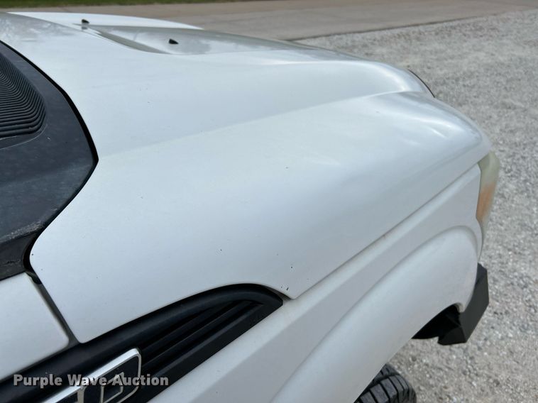 image for item NR9451 2012 Ford  F350 Super Duty  Crew Cab utility bed pickup truck