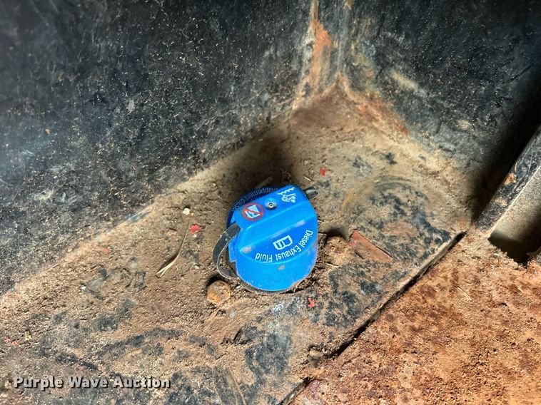 image for item NR9451 2012 Ford  F350 Super Duty  Crew Cab utility bed pickup truck