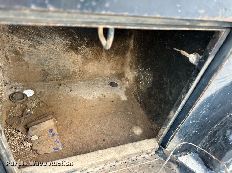 image for item NR9451 2012 Ford  F350 Super Duty  Crew Cab utility bed pickup truck