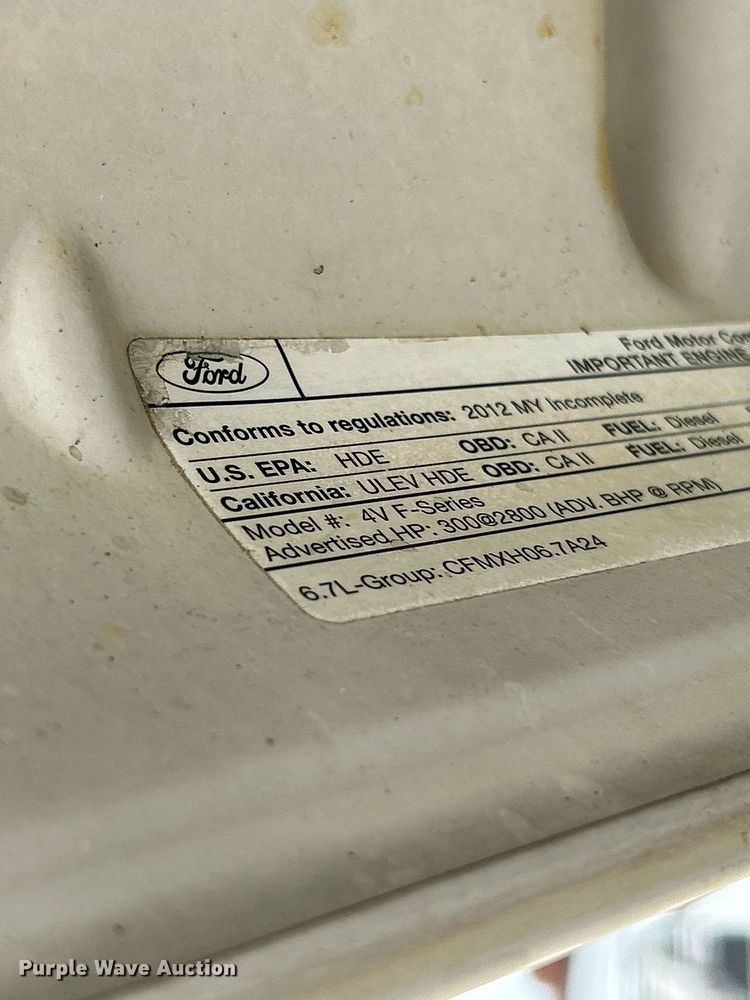 image for item NR9451 2012 Ford  F350 Super Duty  Crew Cab utility bed pickup truck