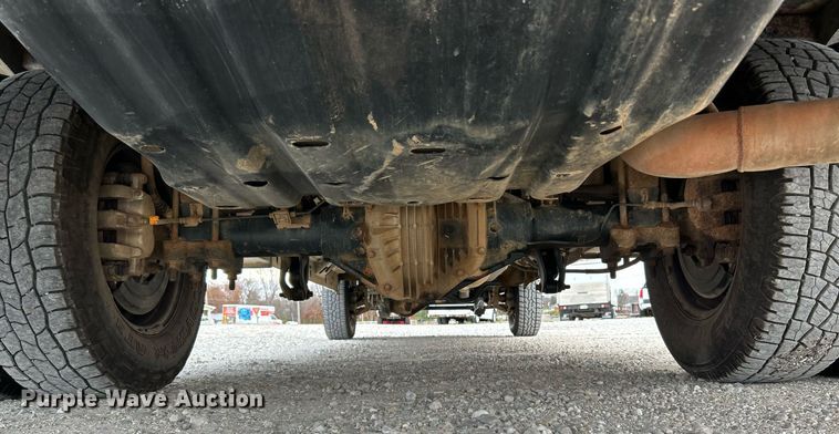 image for item NR9451 2012 Ford  F350 Super Duty  Crew Cab utility bed pickup truck