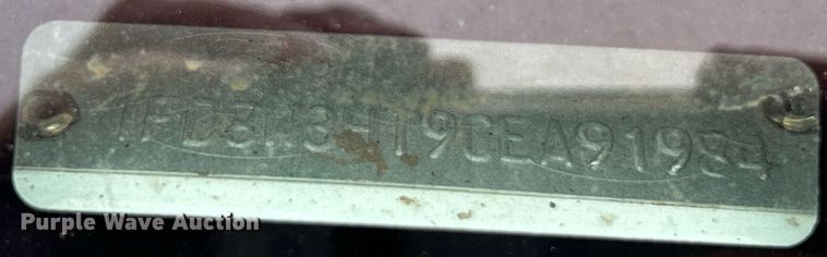 image for item NR9451 2012 Ford  F350 Super Duty  Crew Cab utility bed pickup truck