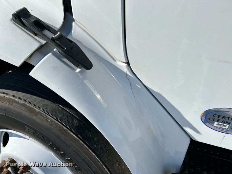 image for item NR9456 2016 Freightliner M2  box truck