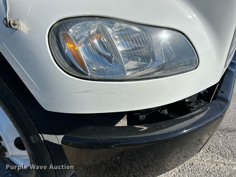 image for item NR9456 2016 Freightliner M2  box truck