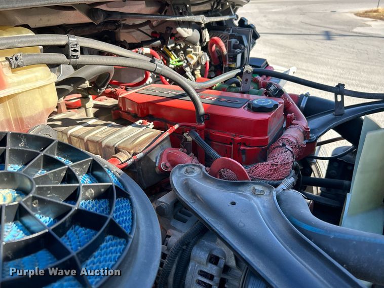 image for item NR9456 2016 Freightliner M2  box truck