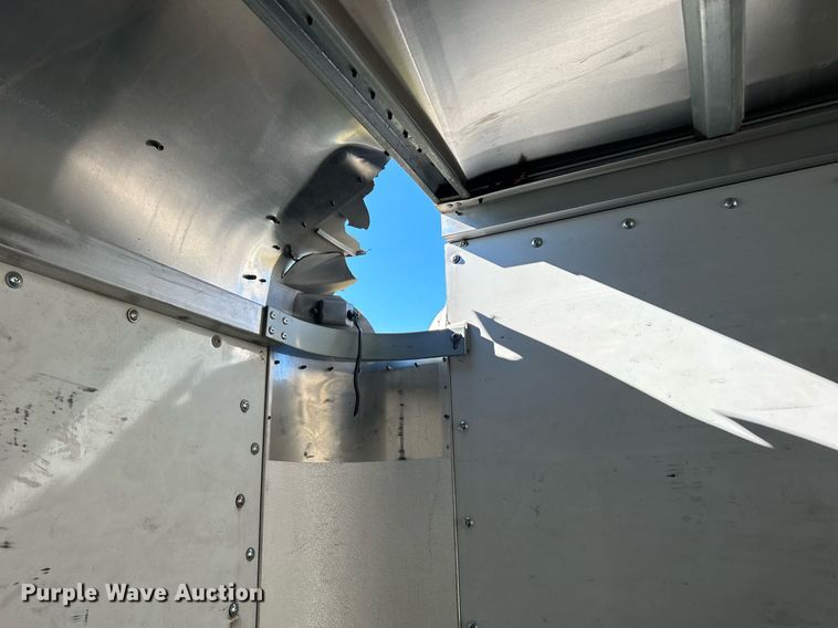 image for item NR9456 2016 Freightliner M2  box truck