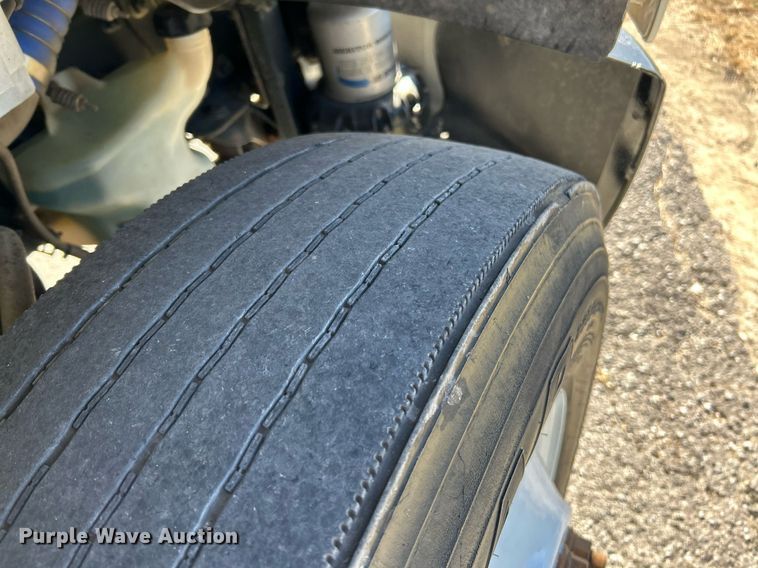 image for item NR9456 2016 Freightliner M2  box truck