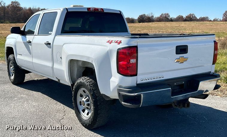 image for item NR9457 2019 Chevrolet Silverado 2500HD  Crew Cab pickup truck