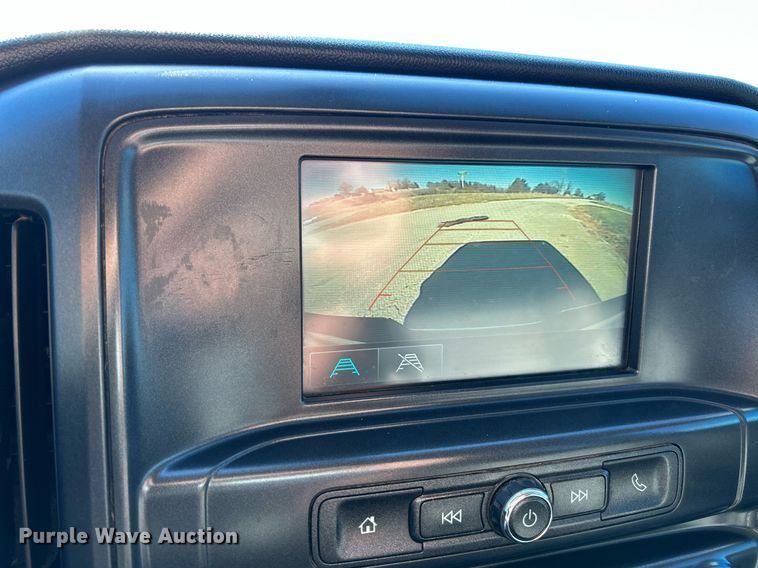 image for item NR9457 2019 Chevrolet Silverado 2500HD  Crew Cab pickup truck