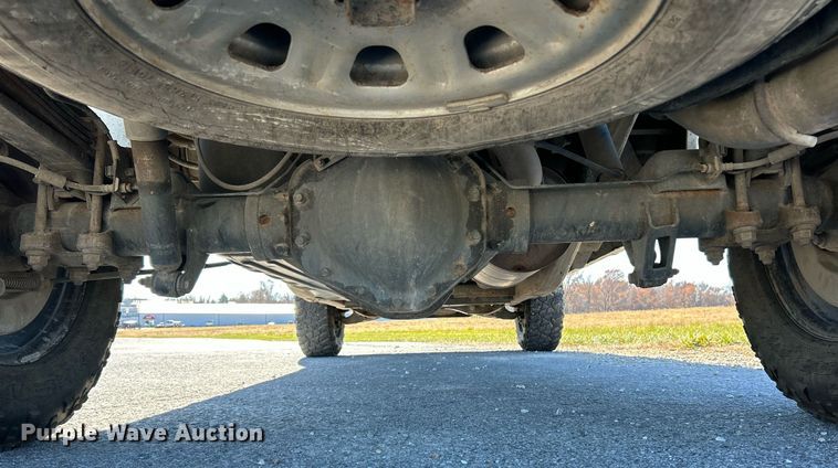 image for item NR9457 2019 Chevrolet Silverado 2500HD  Crew Cab pickup truck