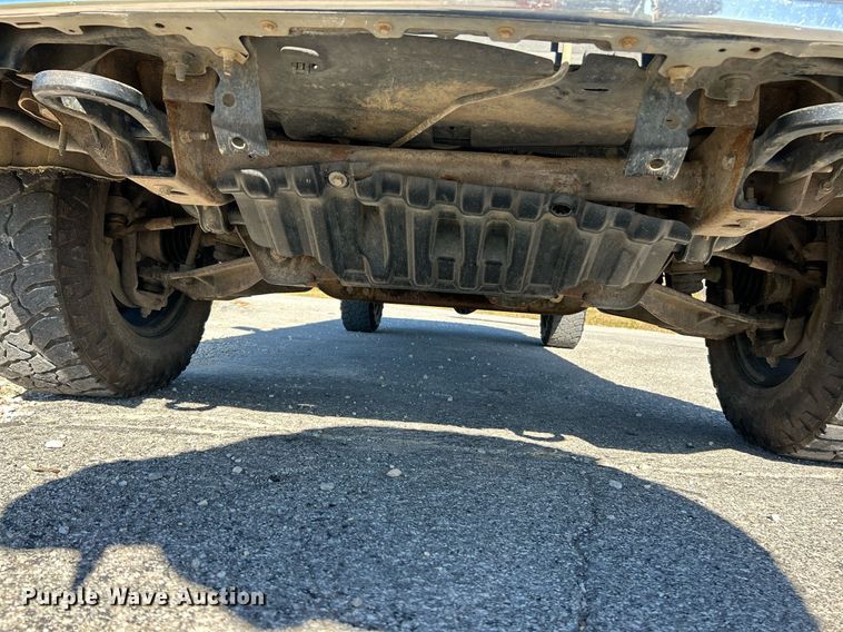 image for item NR9457 2019 Chevrolet Silverado 2500HD  Crew Cab pickup truck