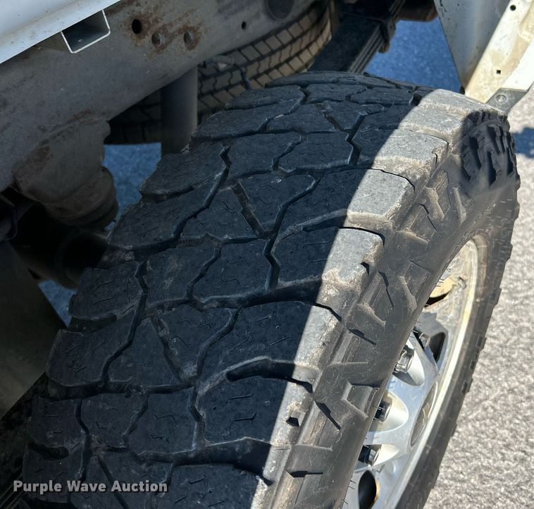 image for item NR9457 2019 Chevrolet Silverado 2500HD  Crew Cab pickup truck