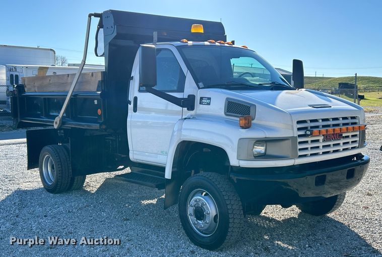 image for item NR9458 2007 GMC C4500  dump truck