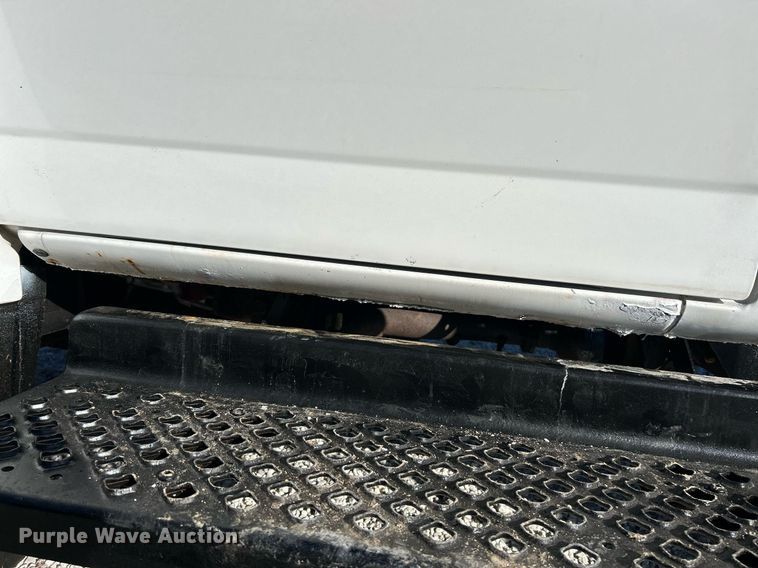 image for item NR9458 2007 GMC C4500  dump truck