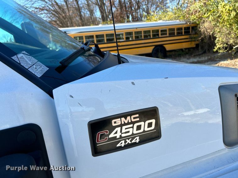 image for item NR9458 2007 GMC C4500  dump truck