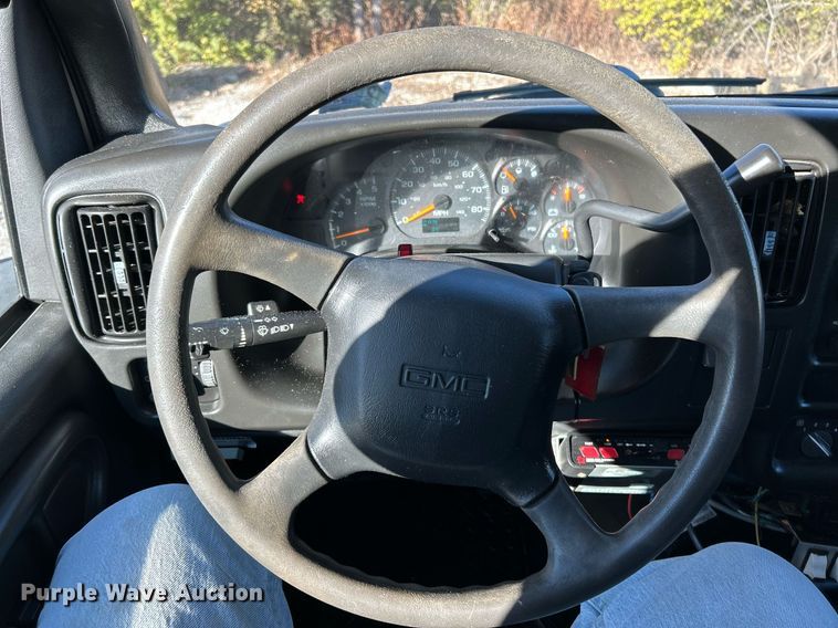 image for item NR9458 2007 GMC C4500  dump truck