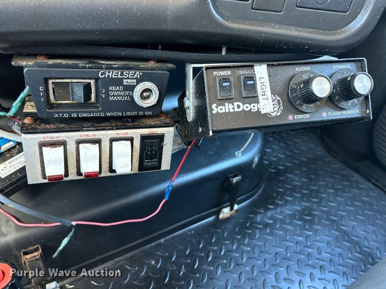 image for item NR9458 2007 GMC C4500  dump truck