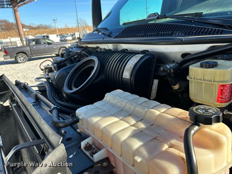 image for item NR9458 2007 GMC C4500  dump truck