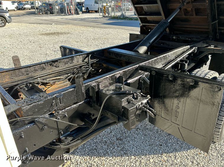 image for item NR9458 2007 GMC C4500  dump truck