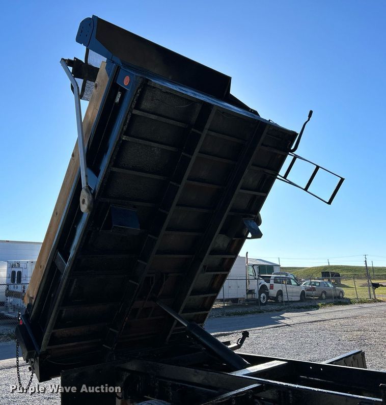 image for item NR9458 2007 GMC C4500  dump truck