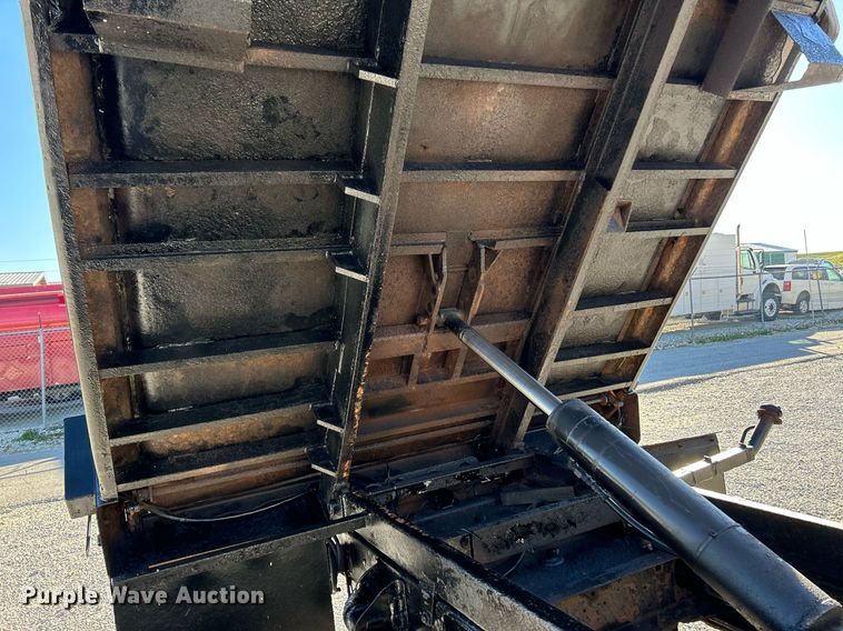 image for item NR9458 2007 GMC C4500  dump truck