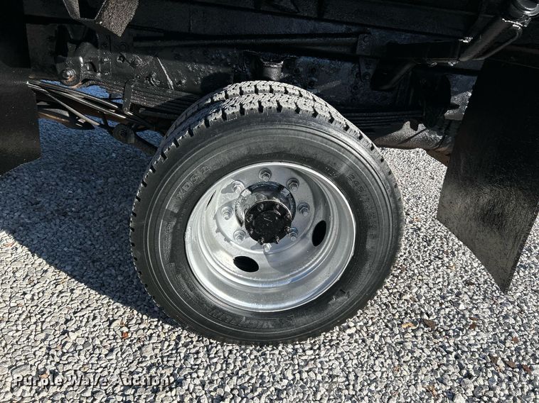 image for item NR9458 2007 GMC C4500  dump truck