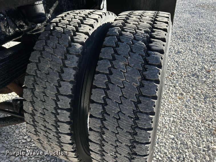 image for item NR9458 2007 GMC C4500  dump truck